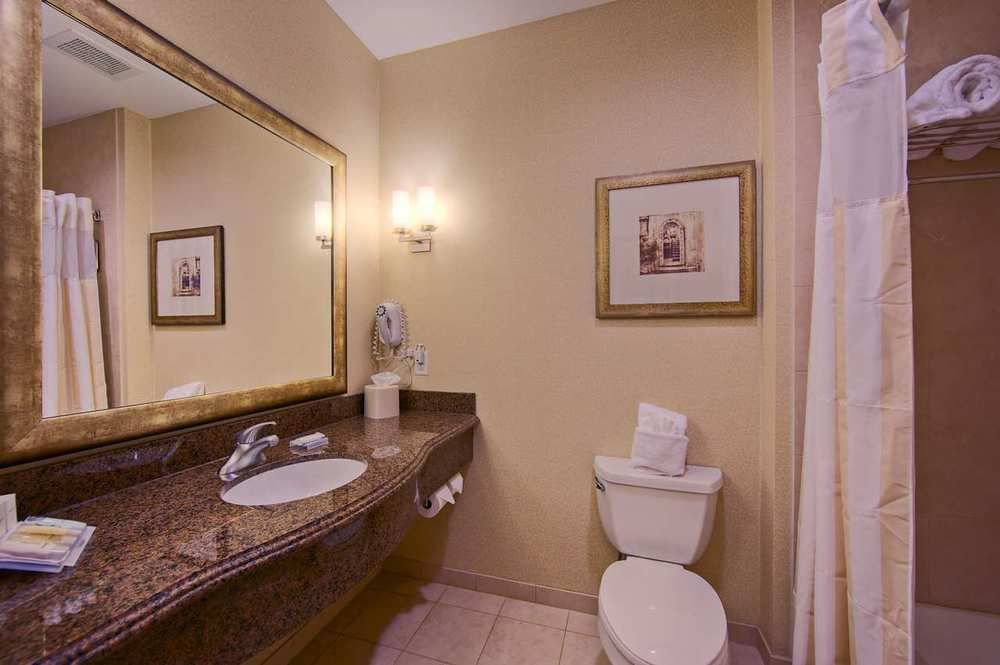 Hilton Garden 3*